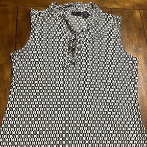 Tahari Sleveless Top